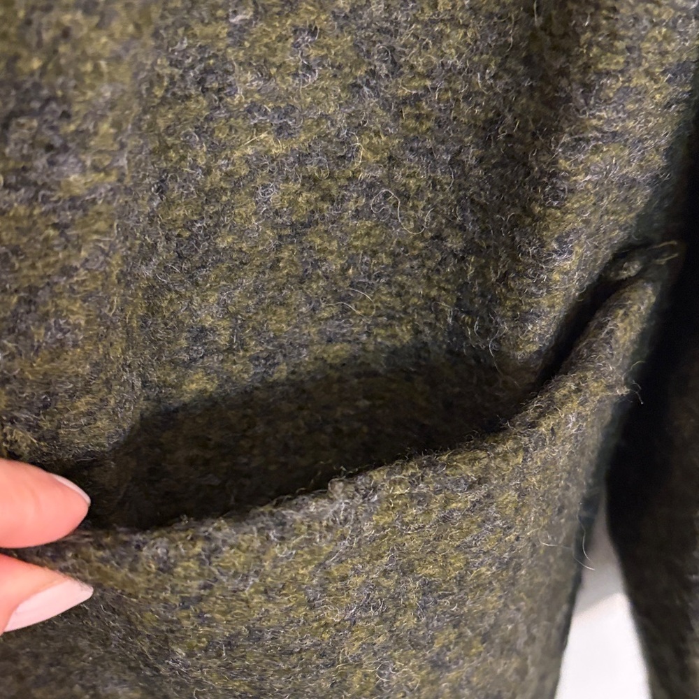 Banana republic women’s Long Olive Green Wool Blend Overcoat size large - Picture 4 of 10